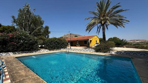 Independent chalet for sale in Casa o chalet independiente en Cv-832, Novelda, Novelda
 photo 2