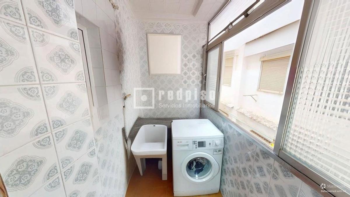 Venta de piso en Piso en Pasaje Virgen de la Fuensanta, Tómbola - Rabasa, Alicante / Alacant, Alicante / Alacant
photo 4