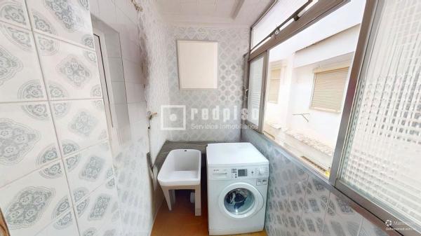 Piso en venta en Piso en Pasaje Virgen de la Fuensanta, Tómbola - Rabasa, Alicante / Alacant, Alicante / Alacant photo 4