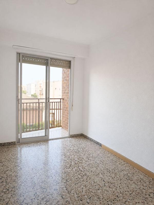 Sprzedaż mieszkania w Piso en Calle Emilio Hernández Selva, Carrús Oeste, Elche / Elx, Elche / Elx
photo 5