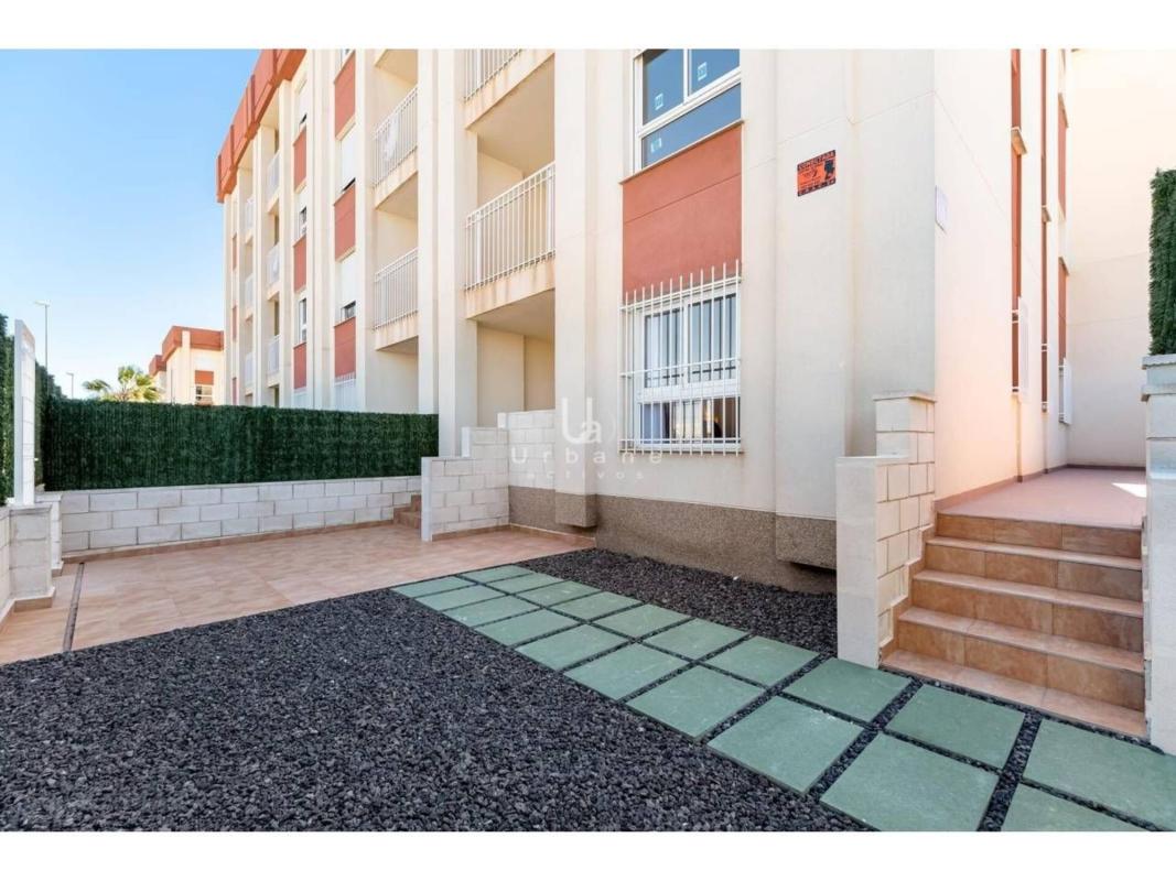 Sprzedaż mieszkania w Piso en Calle Cabo Prior, Lomas de Cabo Roig, Orihuela, Orihuela
 photo 5