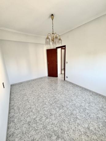 Venta de piso en Piso en Calle Victoria Kent, 1989, San Crispín, Elche / Elx, Elche / Elx
 photo 4