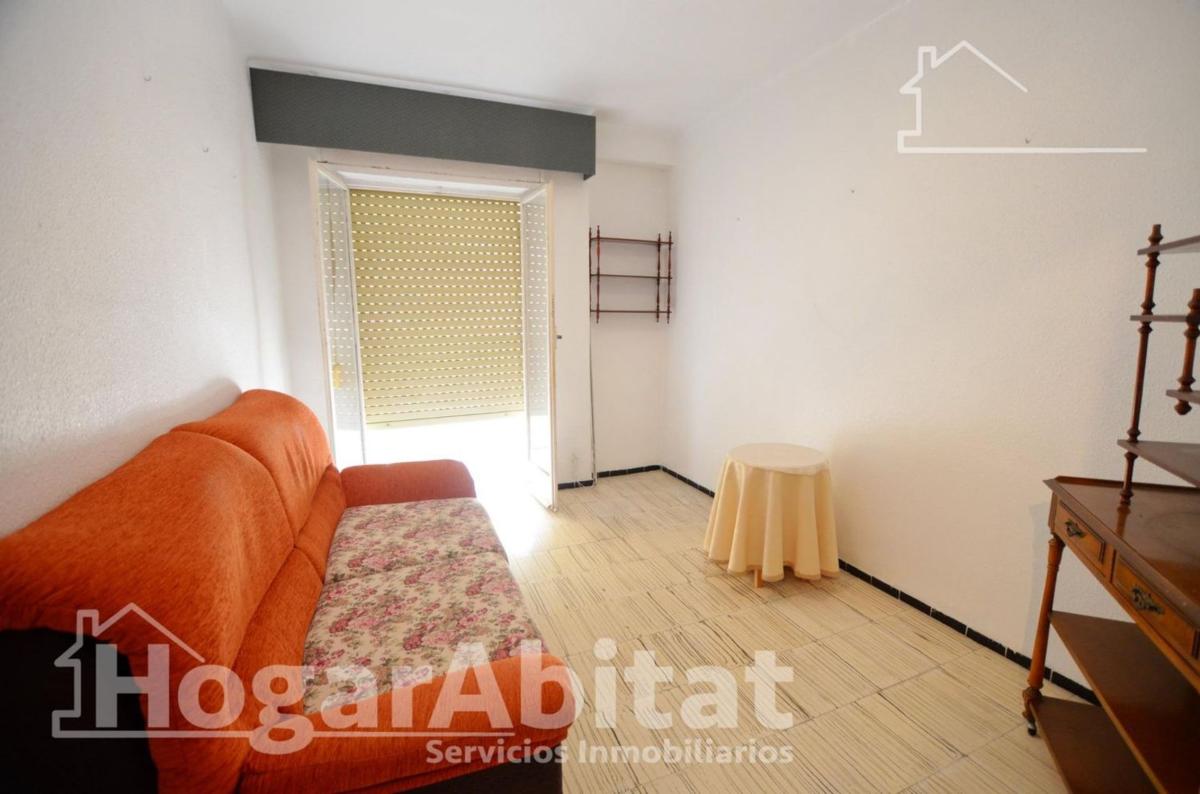 Продажа квартиры на Piso en Calle del Catedrático Daniel Jiménez de Cisneros, Carolinas Altas, Alicante / Alacant, Аликанте / Алакант
photo 1