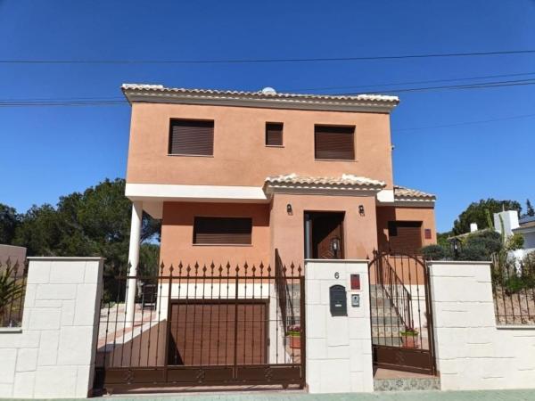 Independent chalet for sale in Casa o chalet independiente en Pinar de Campoverde, Pilar de la Horadada, Pilar de la Horadada
 photo 1