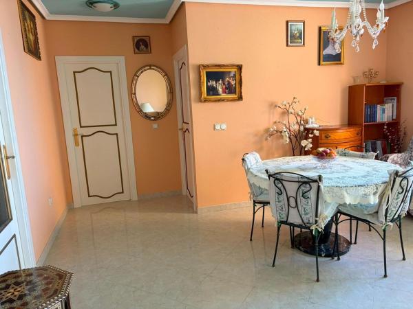 Venta de piso en Playa de Poniente, Benidorm
thumbnail 3