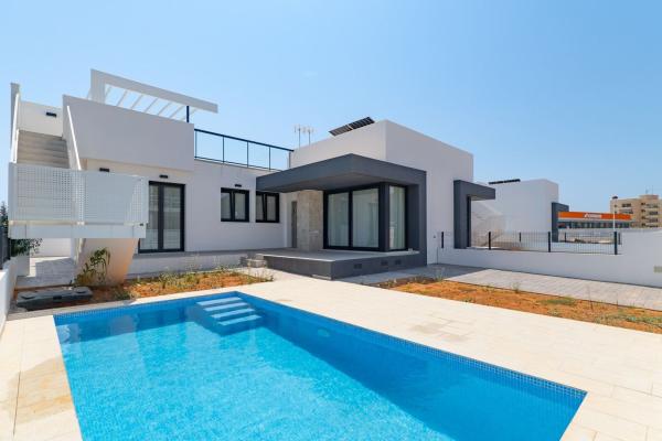 Independent chalet for sale in Casa o chalet en Els Poblets, Els Poblets photo 1