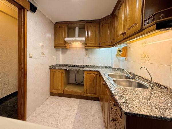 Sale of flat in Piso en Calle Francisco Carratalá Cernuda, Campoamor, Alicante / Alacant, Alicante
 photo 4