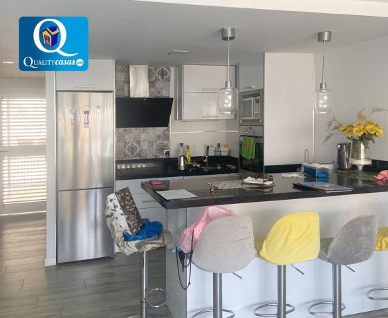 Sale of flat in Piso en La Albufereta, Alicante / Alacant, Alicante
photo 1