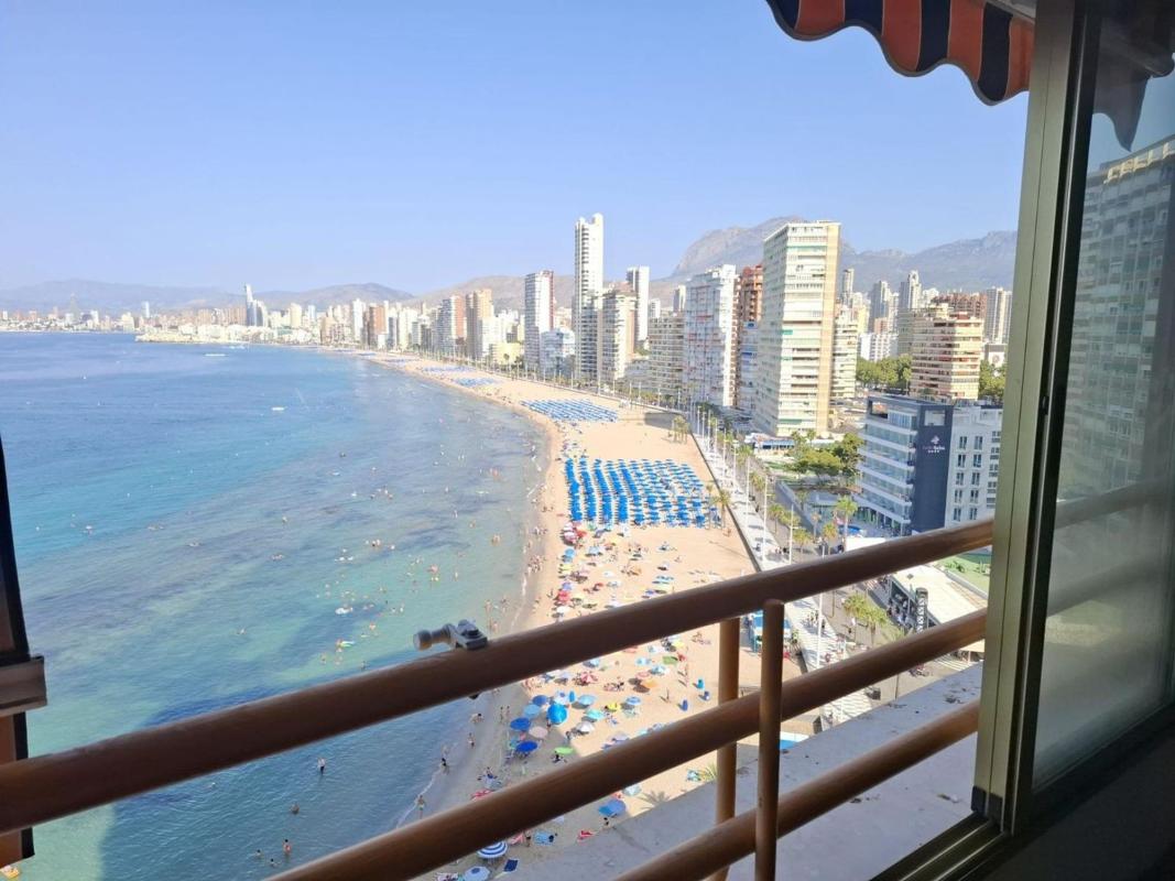 Sprzedaż mieszkania w Piso en Calle Alcalde Manuel Catalán Chana, Zona Sierra Helada, Benidorm, Benidorm
photo 4