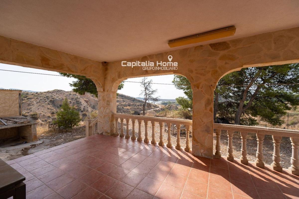 Sprzedaż niezależnego domku jednorodzinnego w  Casa o chalet independiente en Coxil, Crevillente, Crevillente photo 4