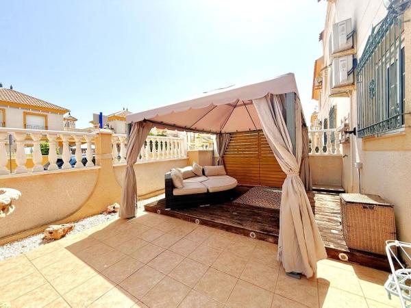 Sale of flat in Piso en Villamartín, Orihuela, Orihuela
 photo 4