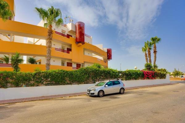 Sale of flat in Piso en Playa Flamenca, Orihuela, Orihuela
 photo 2