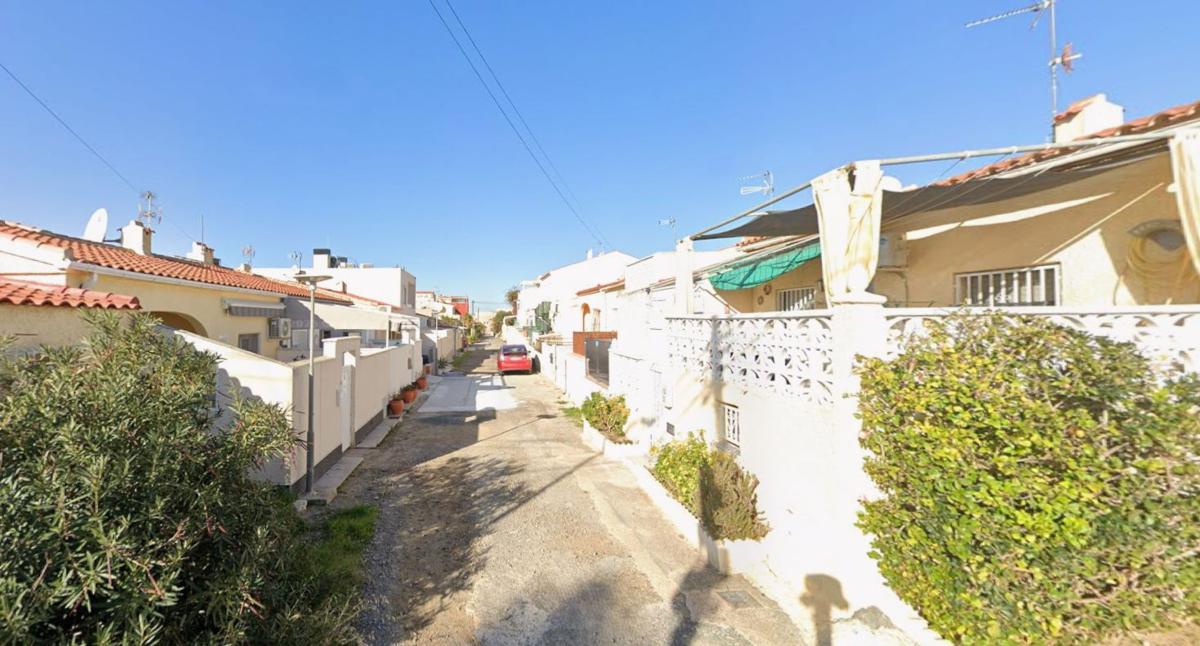 Продажа отдельного шале в Casa o chalet en Parque del Duero, San Fulgencio, Сан-Фульхенсио photo 1