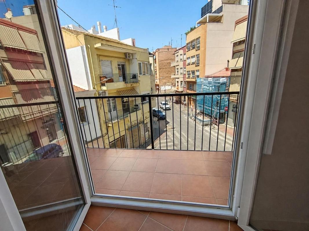Продажа квартиры на Piso en Calle General Elizaicin, 26, Carolinas Bajas, Alicante / Alacant, Аликанте / Алакант
photo 2