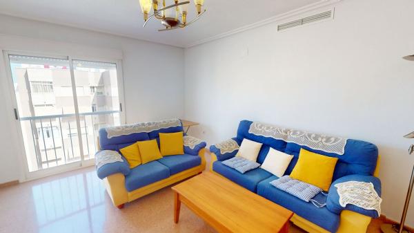 Sale of flat in Piso en Calle del Capità Antoni Mena, Sector V-El Canal, Elche / Elx, Elche / Elx
thumbnail 1