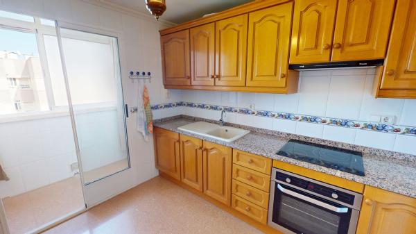 Sale of flat in Piso en Calle del Capità Antoni Mena, Sector V-El Canal, Elche / Elx, Elche / Elx
 photo 4