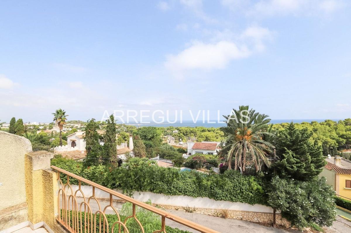 Sprzedaż szeregowego domku w Chalet adosado en Ossa Major, 1, El Montgó, Denia , Dénia photo 1