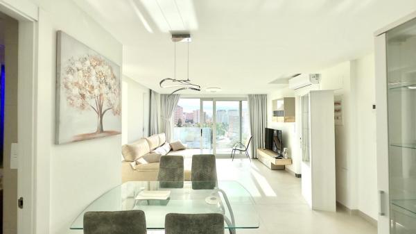 Piso en venta en Piso en Cala de Finestrat, Finestrat, Finestrat photo 1
