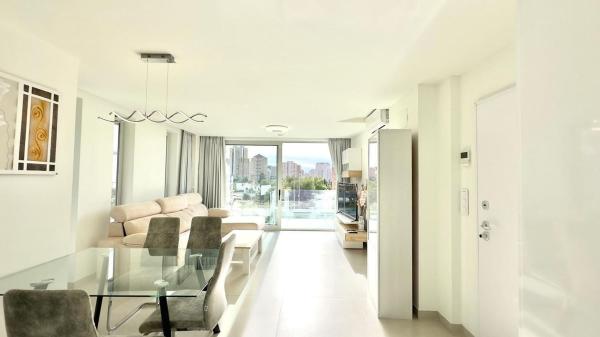 Piso en venta en Piso en Cala de Finestrat, Finestrat, Finestrat thumbnail 2