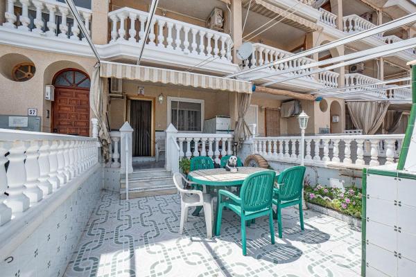 Sprzedaż mieszkania w Piso en Calle Ávila, Tamarit - Playa Lissa, Santa Pola, Santa Pola
photo 1