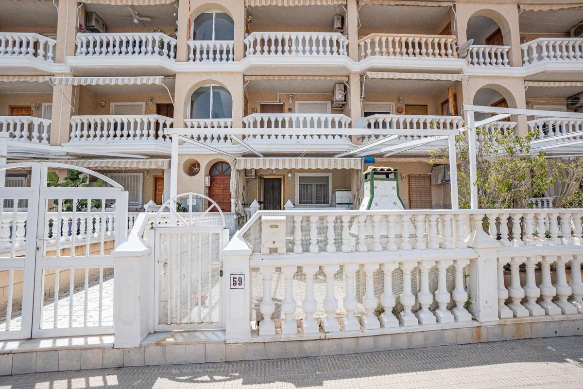 Sprzedaż mieszkania w Piso en Calle Ávila, Tamarit - Playa Lissa, Santa Pola, Santa Pola
 photo 2