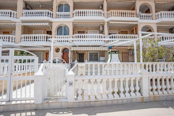Sprzedaż mieszkania w Piso en Calle Ávila, Tamarit - Playa Lissa, Santa Pola, Santa Pola
thumbnail 1