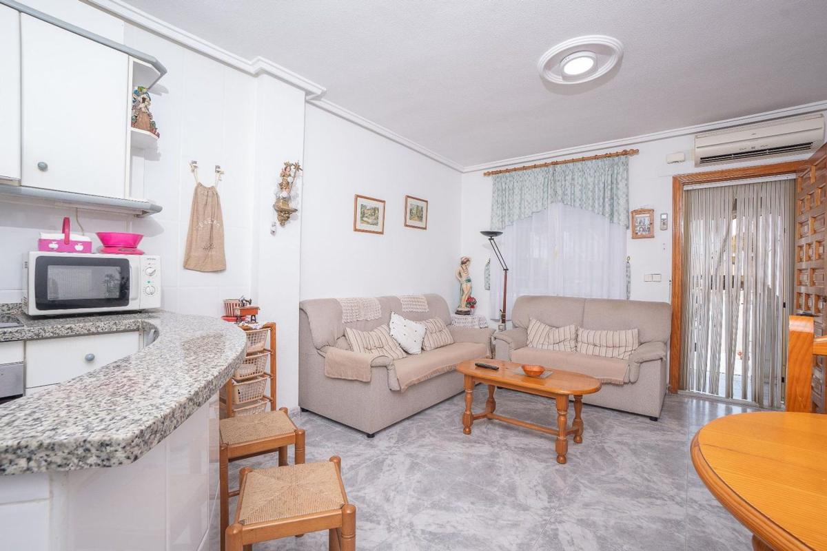 Sprzedaż mieszkania w Piso en Calle Ávila, Tamarit - Playa Lissa, Santa Pola, Santa Pola
 photo 5