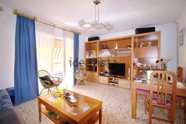 Venta de piso en Piso en Benalúa, Alicante / Alacant, Alicante / Alacant
 photo 1