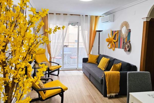 Venta de piso en Piso en Calle Maravall, 11, Centro Urbano, Benidorm, Benidorm
thumbnail 2