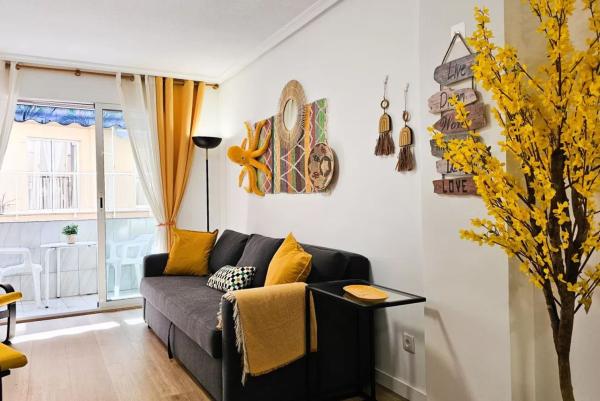 Venta de piso en Piso en Calle Maravall, 11, Centro Urbano, Benidorm, Benidorm
thumbnail 3