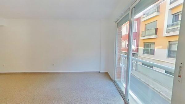 Квартира на продажу на  Piso en Carolinas Bajas, Alicante / Alacant, Аликанте / Алакант photo 4