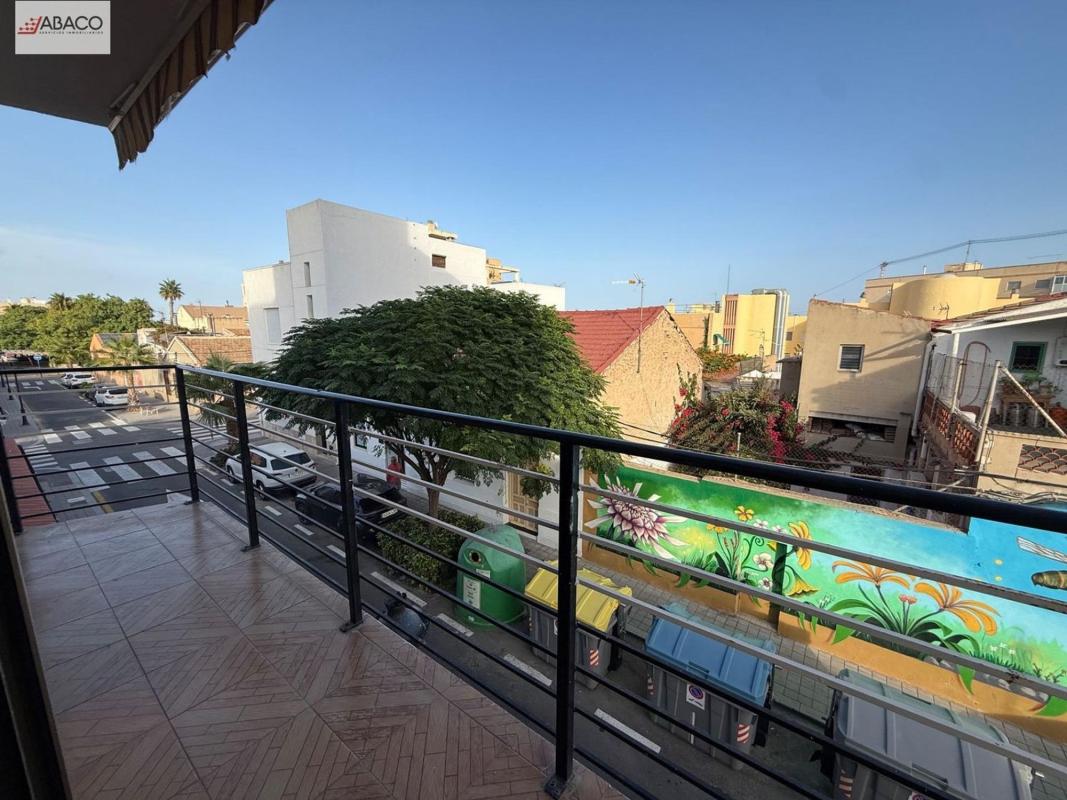 Sale of apartment in Piso en Calle Buenavista, San Gabriel, Alicante / Alacant, Alicante
photo 1
