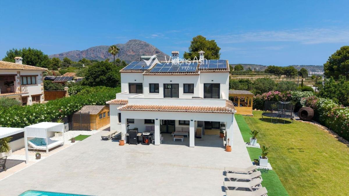 Venta de chalet independiente en Casa o chalet independiente en Calle Elsa Morante, La Lluca - La Tarraula, Jávea/Xàbia, Jávea/Xàbia
photo 1