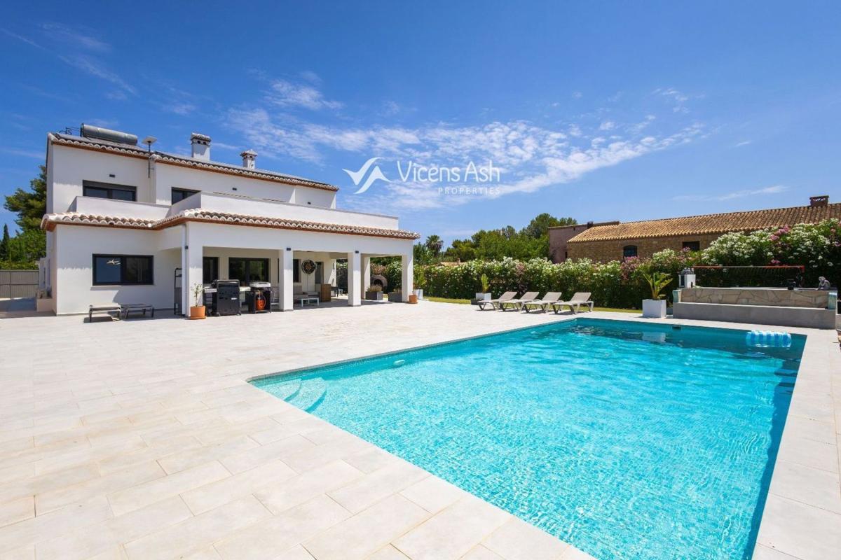 Venta de chalet independiente en Casa o chalet independiente en Calle Elsa Morante, La Lluca - La Tarraula, Jávea/Xàbia, Jávea/Xàbia
photo 2