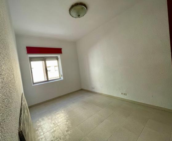 Piso en venta en Piso en Calle Deportista Benjamin Rodriguez, 8, Princesa Mercedes, Alicante / Alacant, Alicante / Alacant photo 3