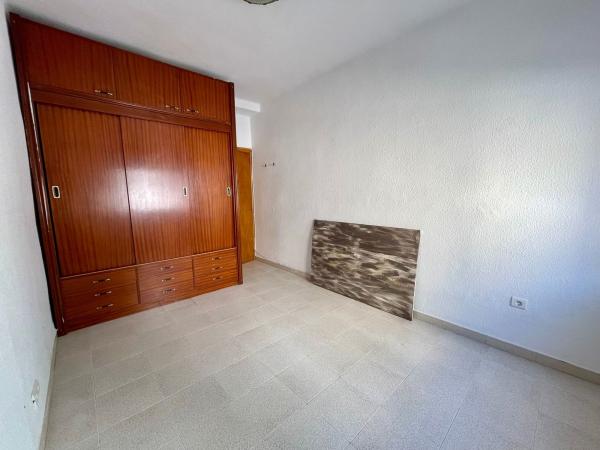 Piso en venta en Piso en Calle Deportista Benjamin Rodriguez, 8, Princesa Mercedes, Alicante / Alacant, Alicante / Alacant photo 4