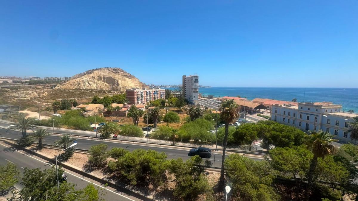 Sale of apartment in Piso en Avenida de Dénia, Raval Roig-Virgen del Socorro, Alicante / Alacant, Alicante
photo 4