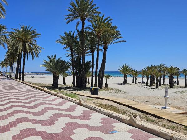 Sprzedaż mieszkania w Piso en Calas de Santiago Bernabeu, Santa Pola, Santa Pola
thumbnail 1