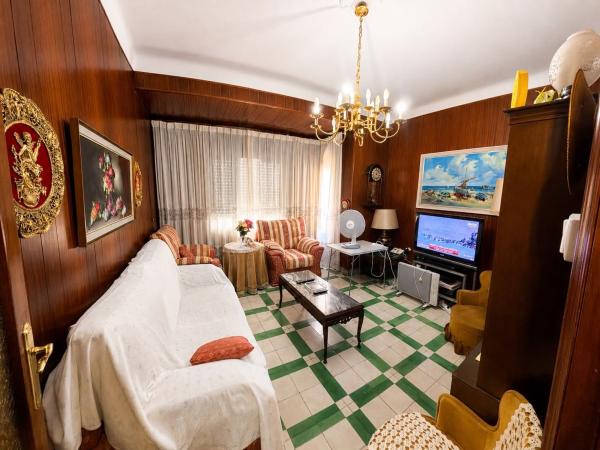 Продажа квартиры на Piso en Calle Poeta Zorrilla, Carolinas Bajas, Alicante / Alacant, Аликанте / Алакант
 photo 2