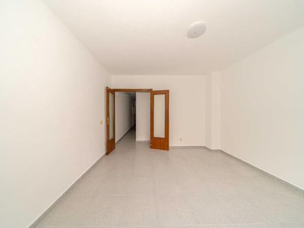 Sale of flat in Piso en Centro, San Miguel de Salinas, San Miguel de Salinas
thumbnail 2