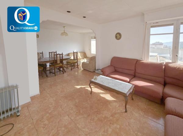 Venta de piso en Piso en Plaza de Toros - Avenida Chapí - Trinquete, Elda, Elda
photo 1