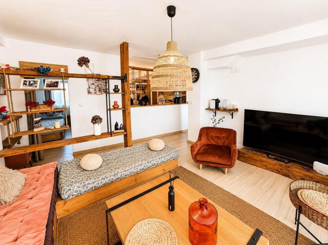 Sale of apartment in Piso en Raval Roig-Virgen del Socorro, Alicante / Alacant, Alicante
photo 3