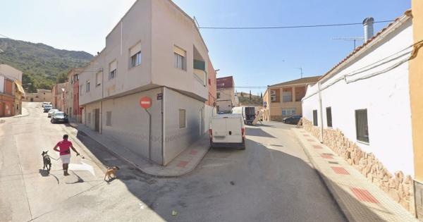 Chalet independiente en venta en Casa o chalet en Calle Cid, Las Cruces, Villena, Villena
 photo 2