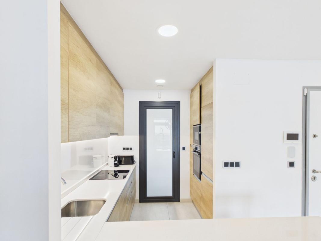 Продажа квартиры на Piso en Avenida República Argentina, 6, Playa de Poniente, Benidorm, Бенидорм
 photo 3