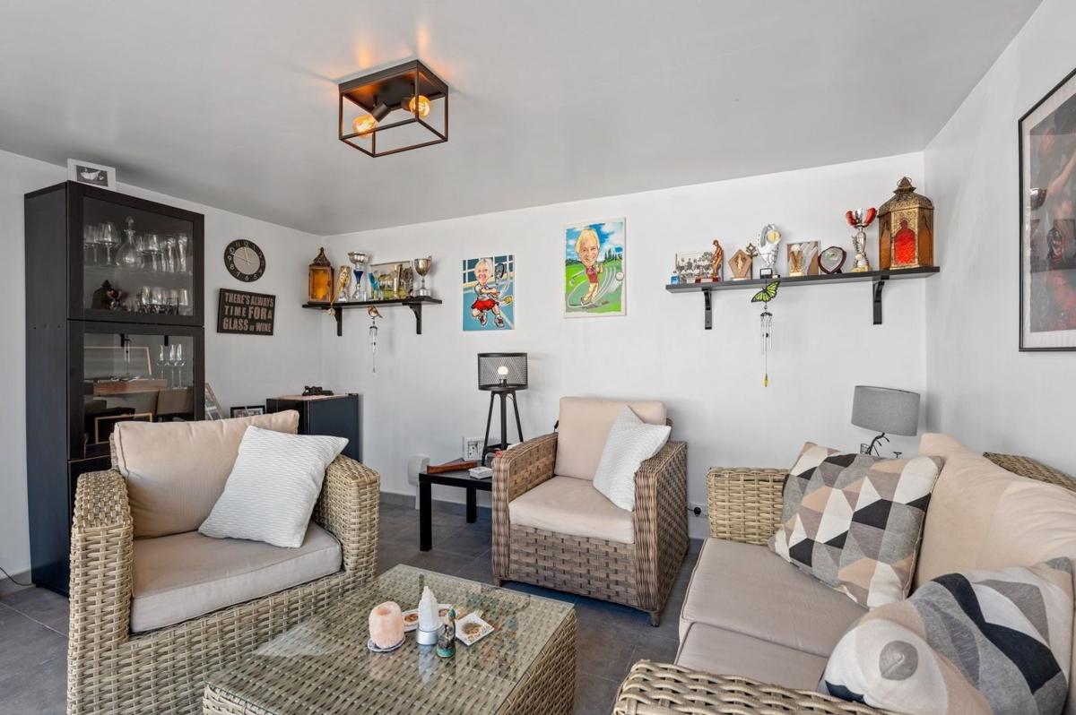 Продажа отдельного шале в  Casa o chalet independiente en Centro de la Ciudad Quesada, Rojales, Рохалес photo 5
