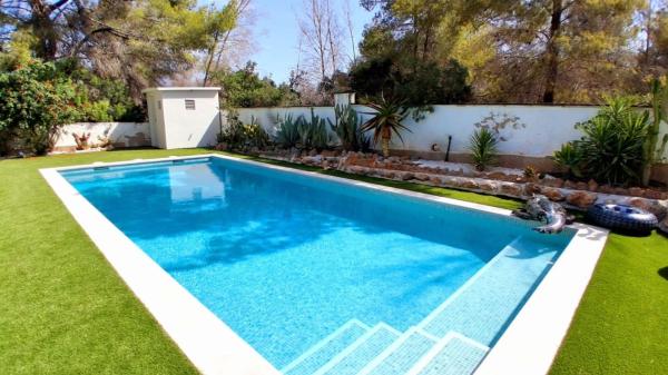 Chalet wolnostojący na sprzedaż w Casa o chalet en L'Albir, Alfaz del Pi, Alfaz del Pi thumbnail 1