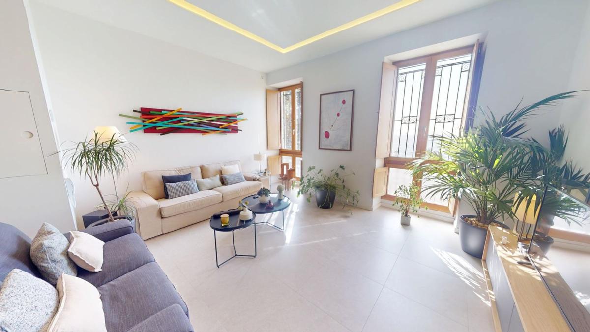 Venta de piso en Piso en Calle de la Virgen del Socorro, Casco Histórico-Santa Cruz, Alicante / Alacant, Alicante / Alacant
photo 3