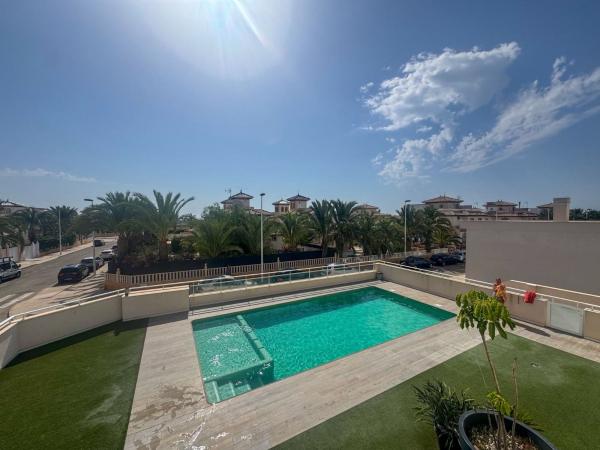 Sale of flat in Piso en La Marina, Elche / Elx, Elche / Elx
thumbnail 1