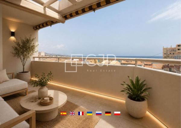 Venta de piso en Piso en Calle Sant Bartomeu, Campello Playa, El Campello, El Campello
thumbnail 1