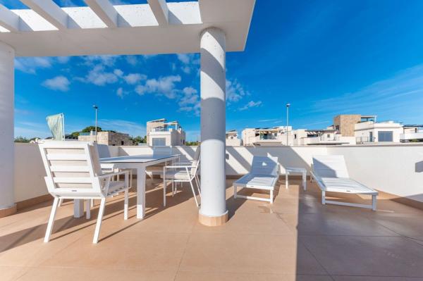 Частный шале на продаже в  Casa o chalet independiente en La Cañada - Los Alcores, San Miguel de Salinas, Сан-Мигель-де-Салинас photo 4